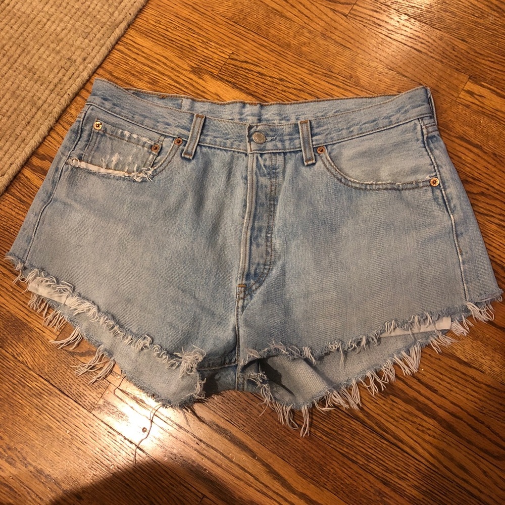 Vintage Levi’s Denim Shorts Sz 29